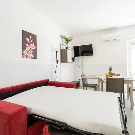 Spazioso Bicamere Fronte Mare Apartamento