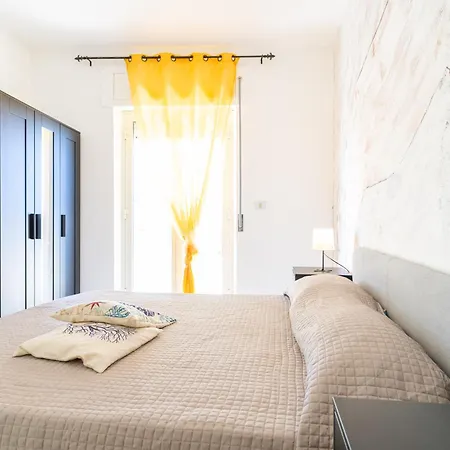 Spazioso Bicamere Fronte Mare Apartamento *