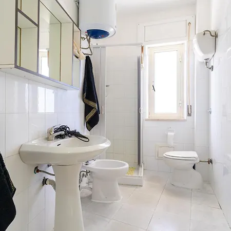 Appartement Spazioso Bicamere Fronte Mare *